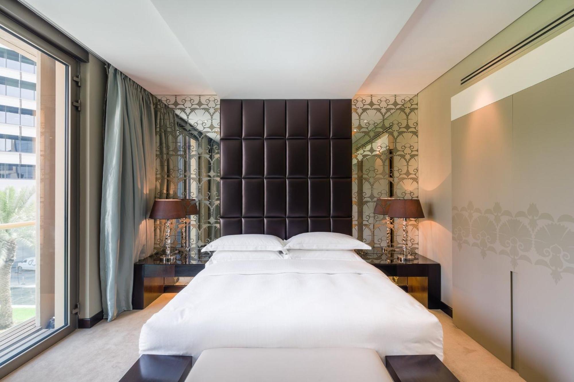 Mandarin Oriental Al Faisaliah, Riad Exterior foto A bedroom at the Mandarin Oriental