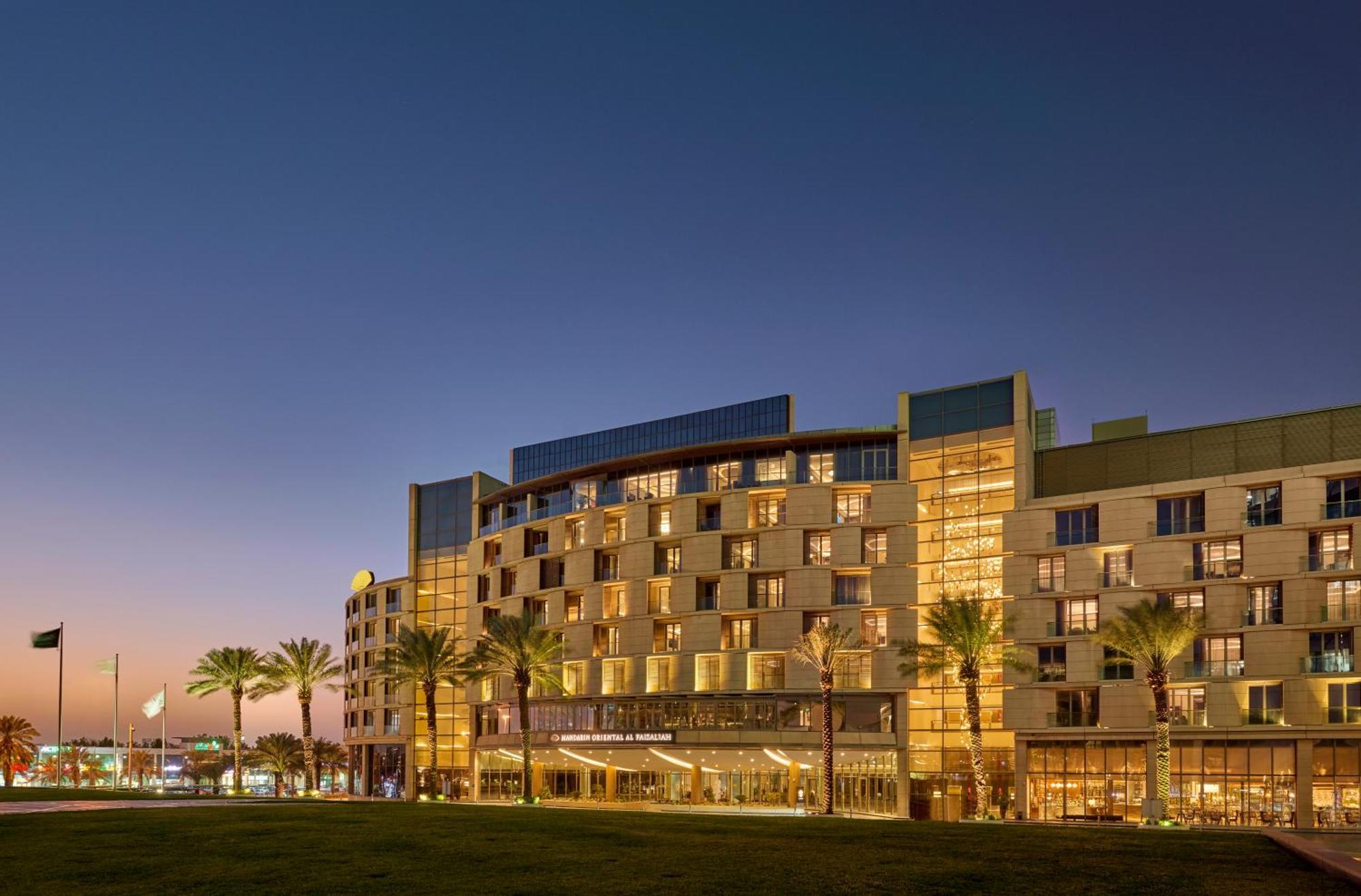 Mandarin Oriental Al Faisaliah, Riad Exterior foto The Westin Alexandria